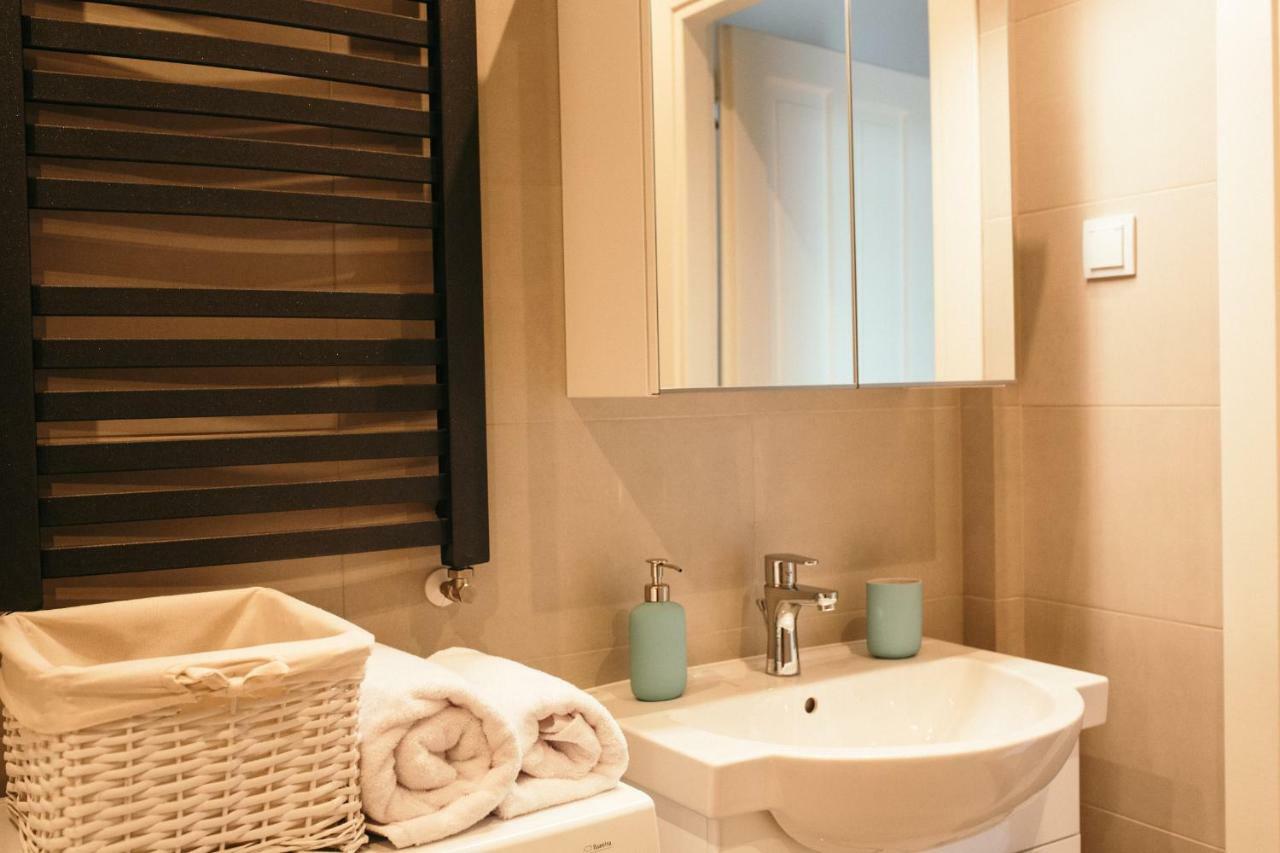 Apartment For You คราคูฟ ภายนอก รูปภาพ